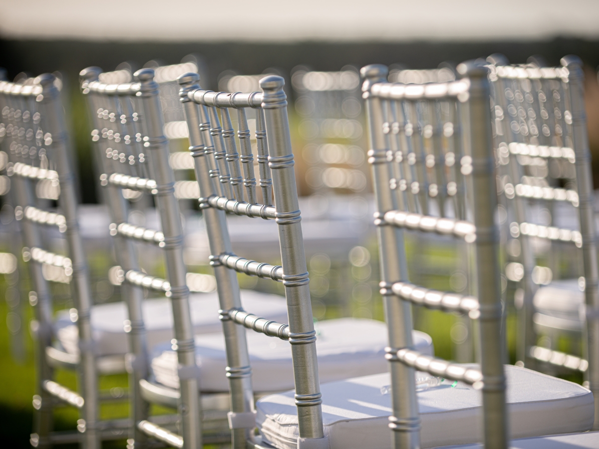 Which are the Best Chiavari Chairs for Party Rental? The Seat Co. Blog