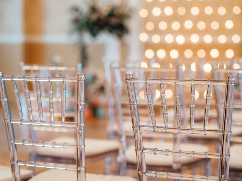 Resin chiavari chairs in a event venue